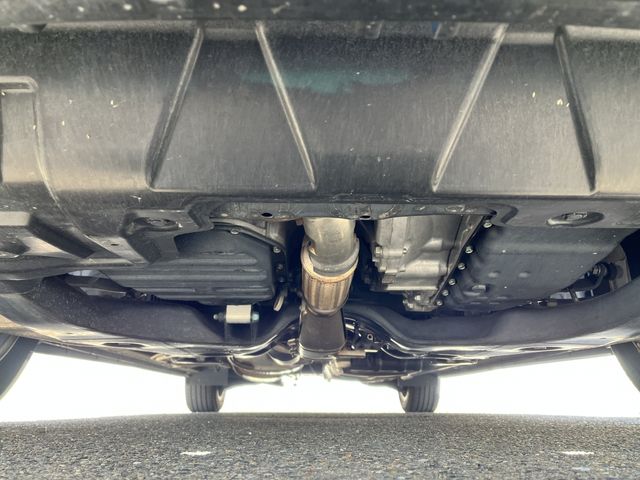 Nissan ELGRAND 2018-11 26485-22
