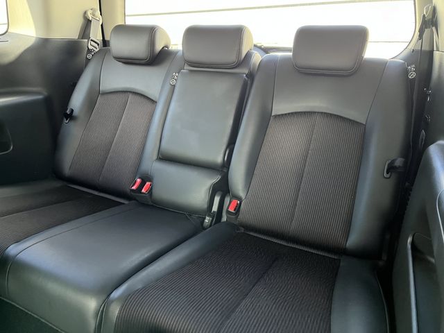 Nissan ELGRAND 2018-11 26485-16