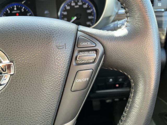 Nissan ELGRAND 2018-11 26485-9