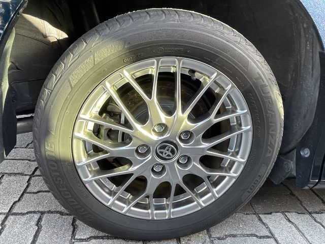 Toyota VOXY HYBRID 2021-11 187413-23