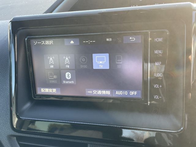 Toyota VOXY HYBRID 2021-11 187413-12