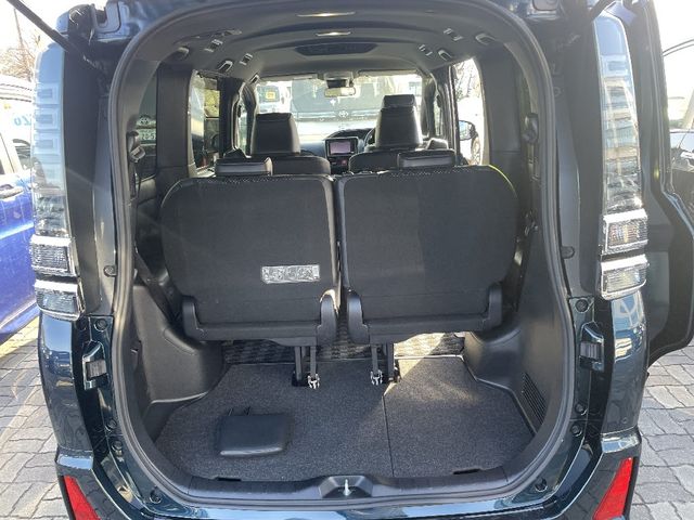 Toyota VOXY HYBRID 2021-11 187413-8