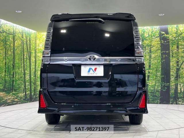 Toyota VOXY 2019-02 346662-16