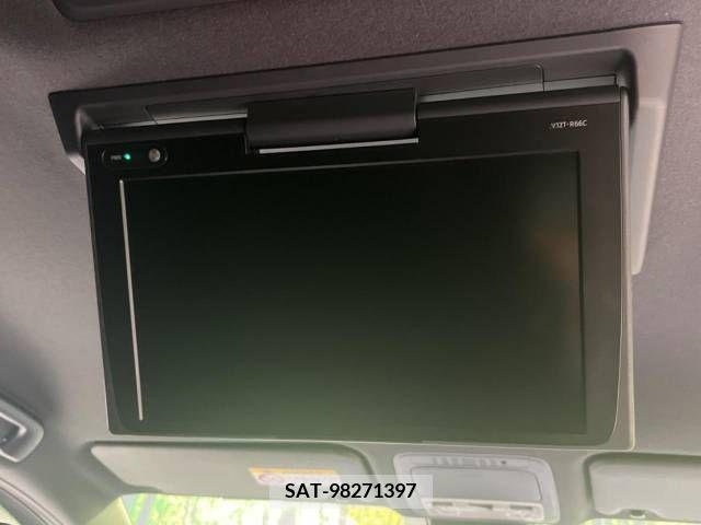 Toyota VOXY 2019-02 346662-3