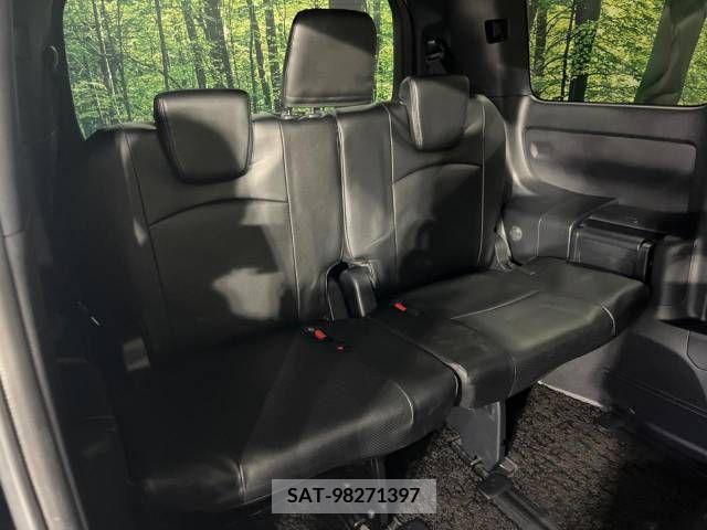 Toyota VOXY 2019-02 346662-10