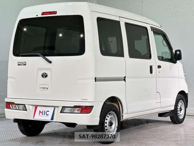 Toyota PIXIS VAN 2019-04 281445-8
