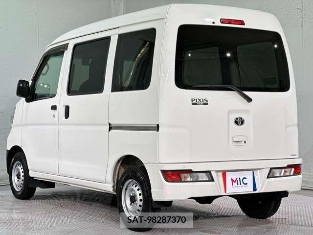 Toyota PIXIS VAN 2019-04 281445-10
