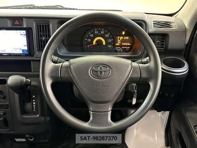 Toyota PIXIS VAN 2019-04 281445-13
