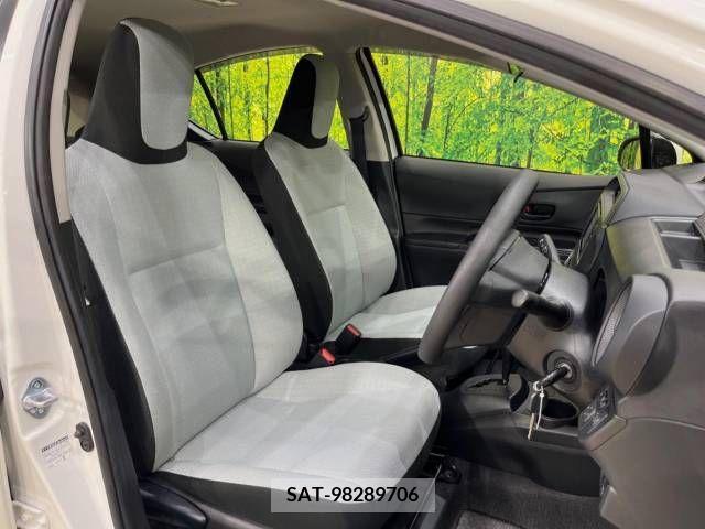 Toyota AQUA 2017-07 350474-8