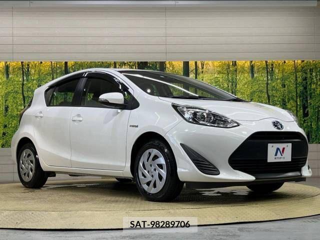 Toyota AQUA 2017-07 350474-16