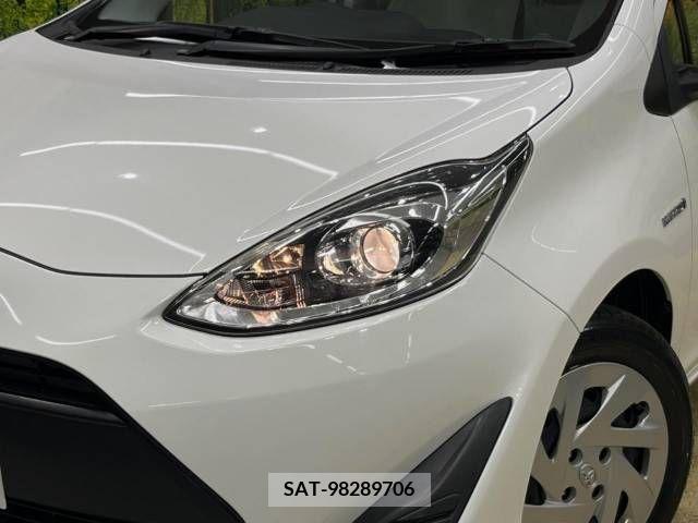 Toyota AQUA 2017-07 350474-12