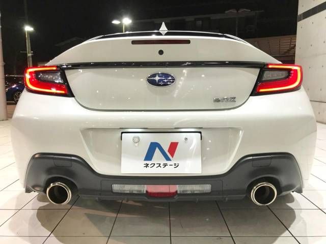 Subaru BRZ 2021-08 24178-15