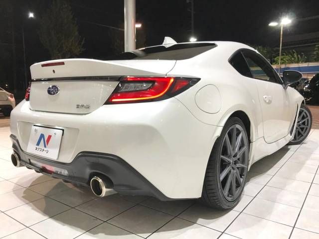 Subaru BRZ 2021-08 24178-17