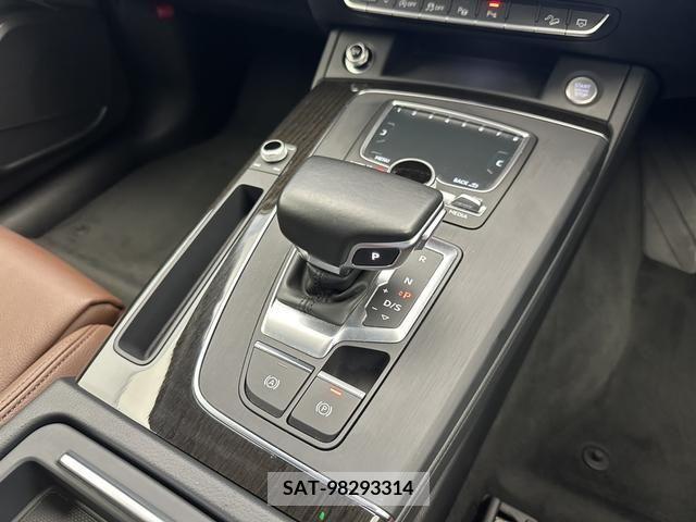 Audi Q5 2018-03 381394-12
