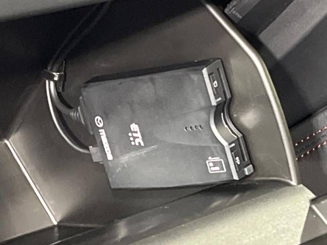 Mazda CX-8 2022-02 17728-6