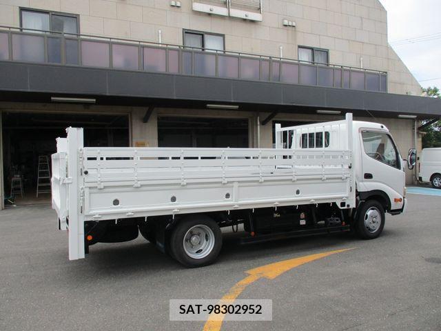 Hino DUTRO 2011-03 338669-6