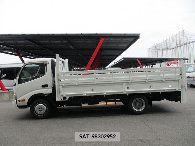 Hino DUTRO 2011-03 338669-5
