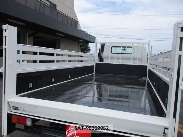 Hino DUTRO 2011-03 338669-10
