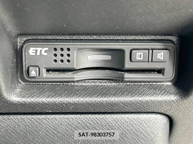 Honda e 2010-04 246681-6