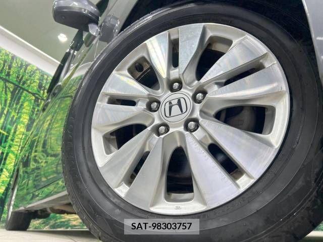 Honda e 2010-04 246681-13