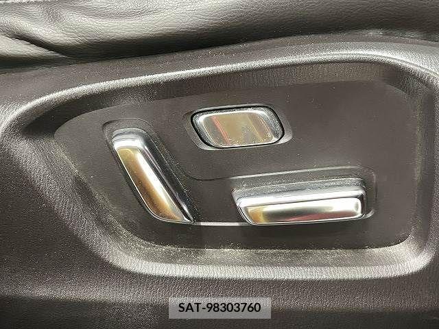 Mazda CX-8 2018-10 211904-5