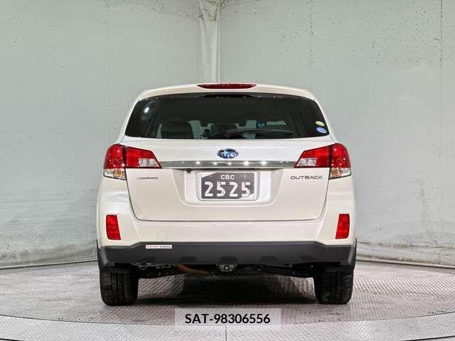 Subaru OUTBACK 2012-03 217901-9