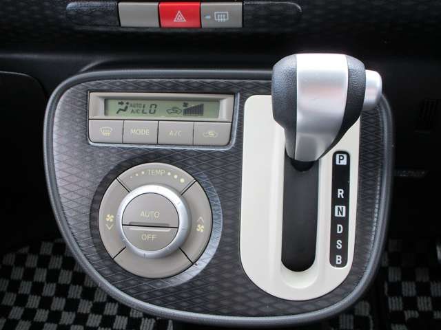 Daihatsu MIRA COCOA 2010-05 9317-18