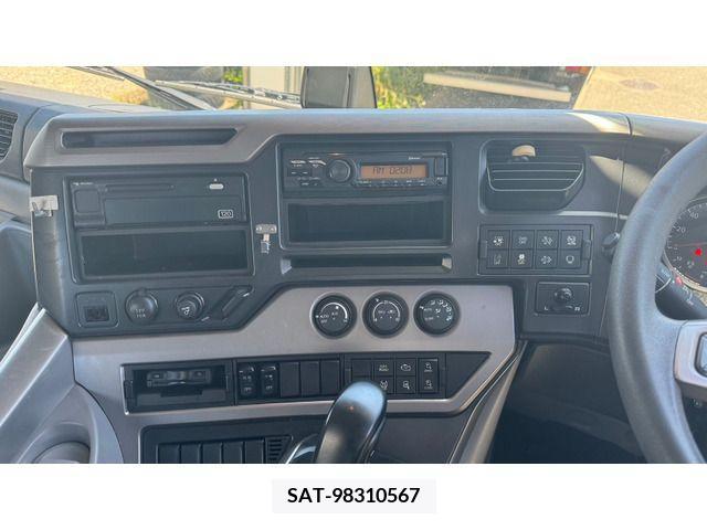 Nissan QUON 2020-12 283611-12