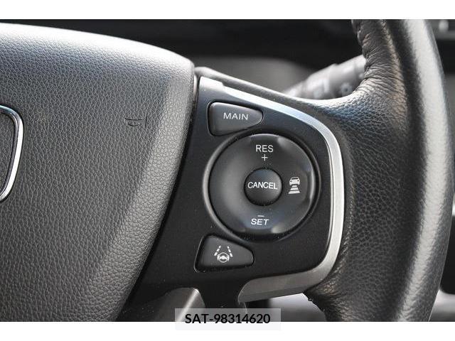 Honda e 2018-12 373099-4