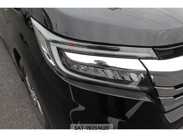 Honda e 2018-12 373099-10