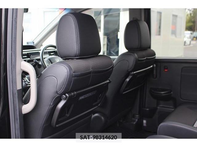 Honda e 2018-12 373099-15