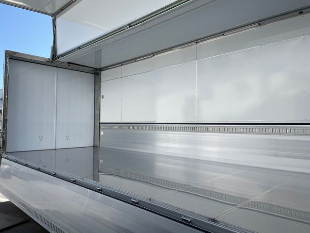 Nissan CONDOR 2023-02 1093-12