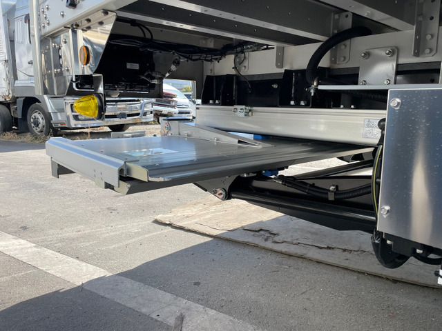 Nissan CONDOR 2023-02 1093-9
