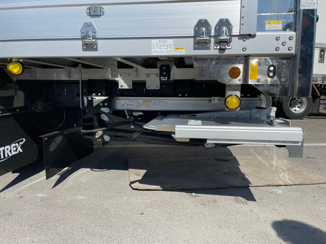 Nissan CONDOR 2023-02 1093-7