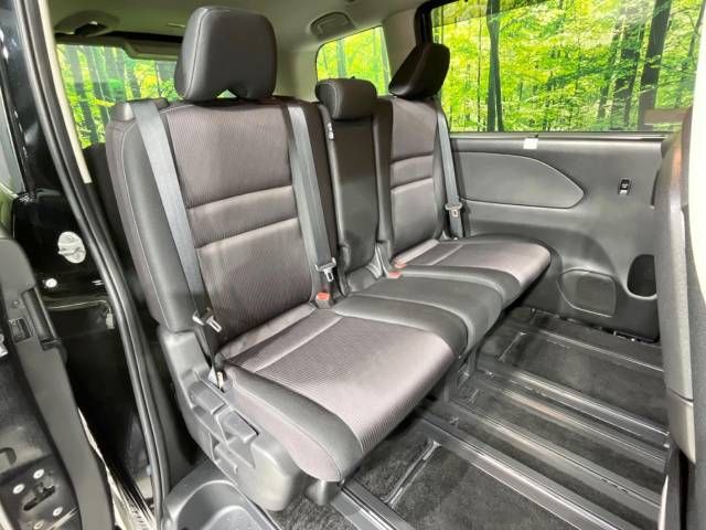 Nissan SERENA 2018-01 26402-9