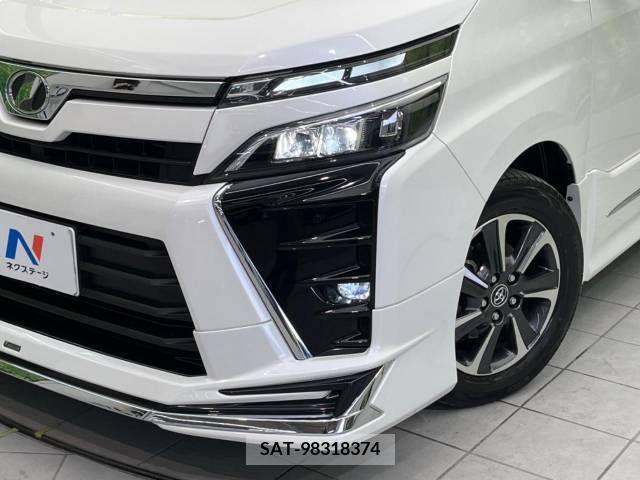 Toyota VOXY 2017-07 321510-13