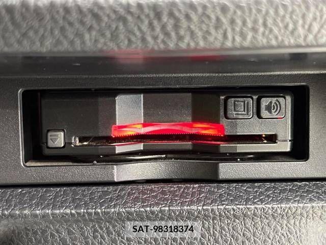 Toyota VOXY 2017-07 321510-5