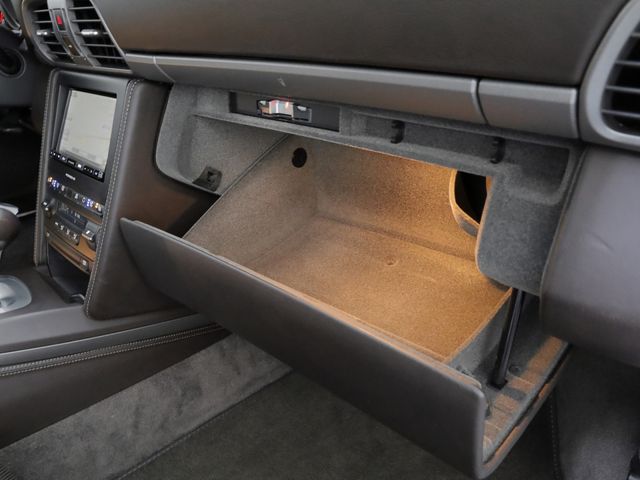 Porsche 911 2009-12 6698-16