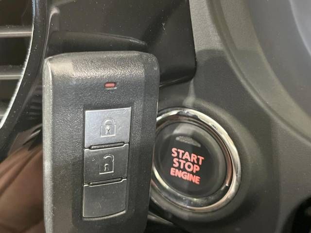 Mitsubishi OUTLANDER 2015-04 25343-4