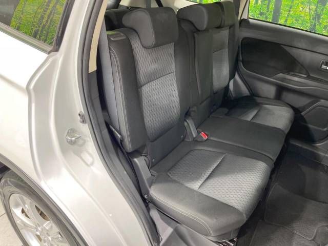 Mitsubishi OUTLANDER 2015-04 25343-9