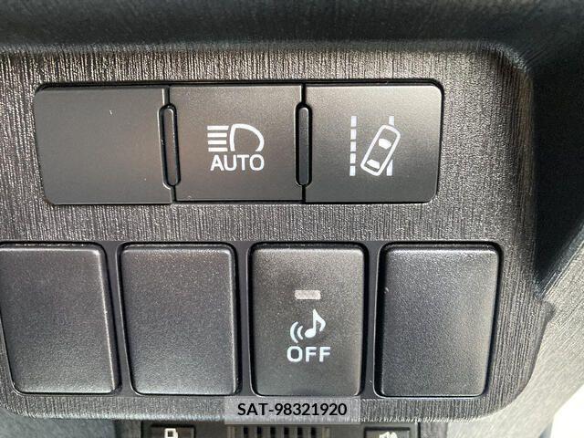 Toyota PRIUS ALPHA 2019-03 374325-13
