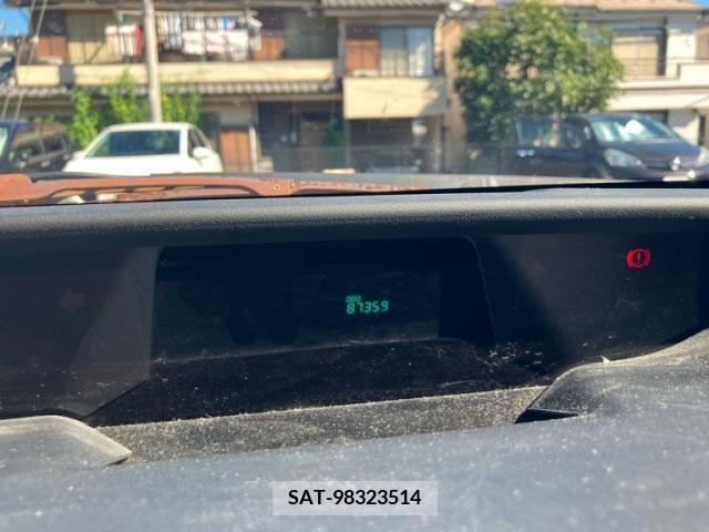 Toyota PRIUS 2004-01 393471-13