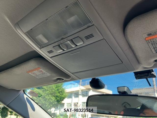 Toyota PRIUS 2004-01 393471-19