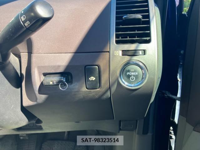 Toyota PRIUS 2004-01 393471-12