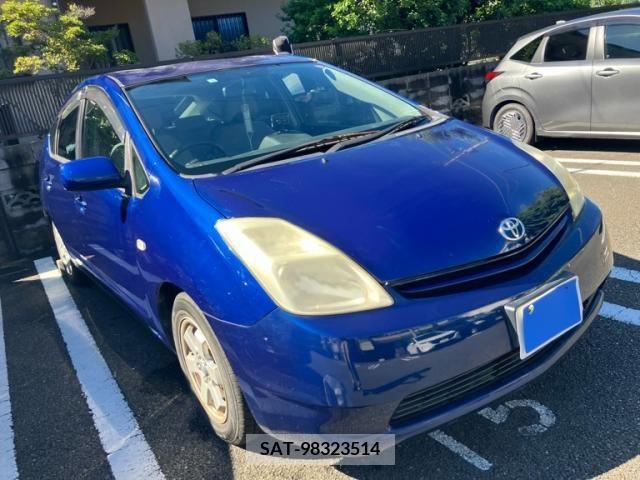 Toyota PRIUS 2004-01 393471-0