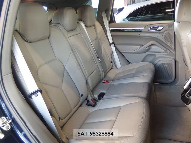 Porsche CAYENNE 2010-12 205382-17