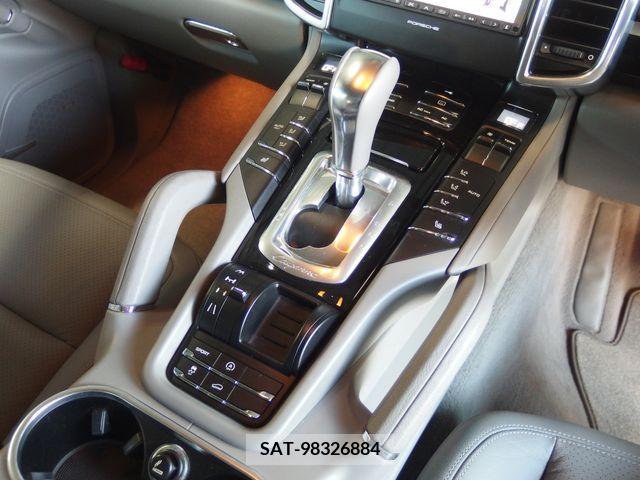 Porsche CAYENNE 2010-12 205382-19