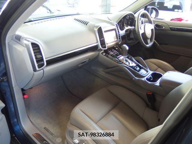 Porsche CAYENNE 2010-12 205382-14
