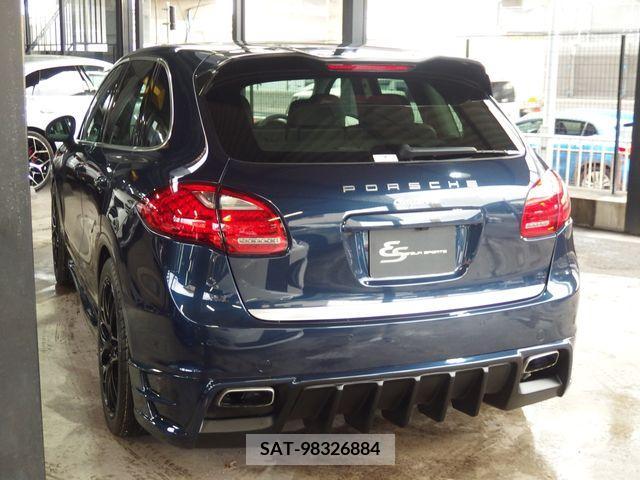 Porsche CAYENNE 2010-12 205382-8