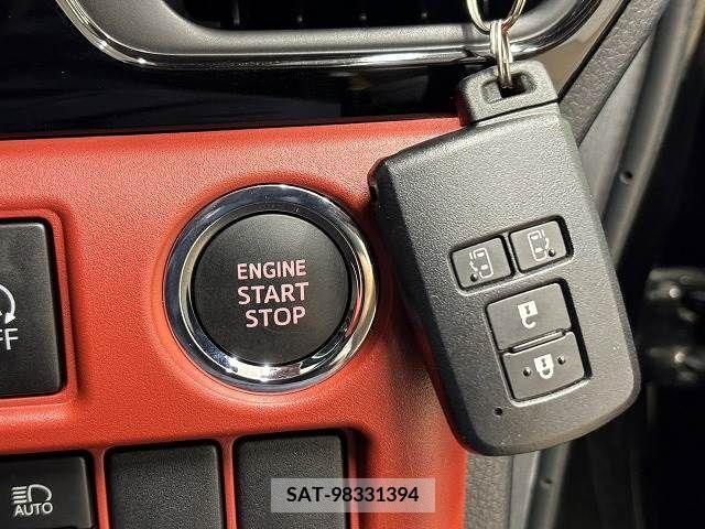 Toyota VOXY 2018-05 321565-11